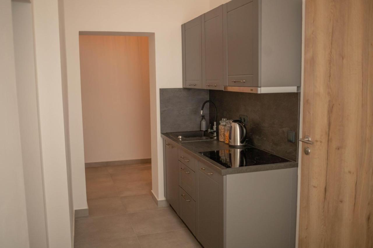 Rezidence Kbely - Free Parking Apartamento Praga Exterior foto