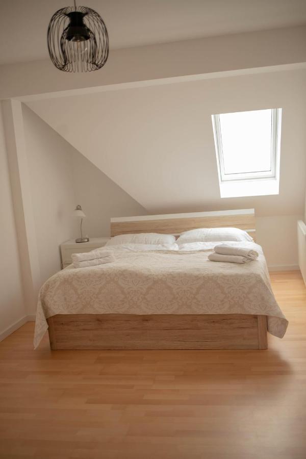 Rezidence Kbely - Free Parking Apartamento Praga Exterior foto