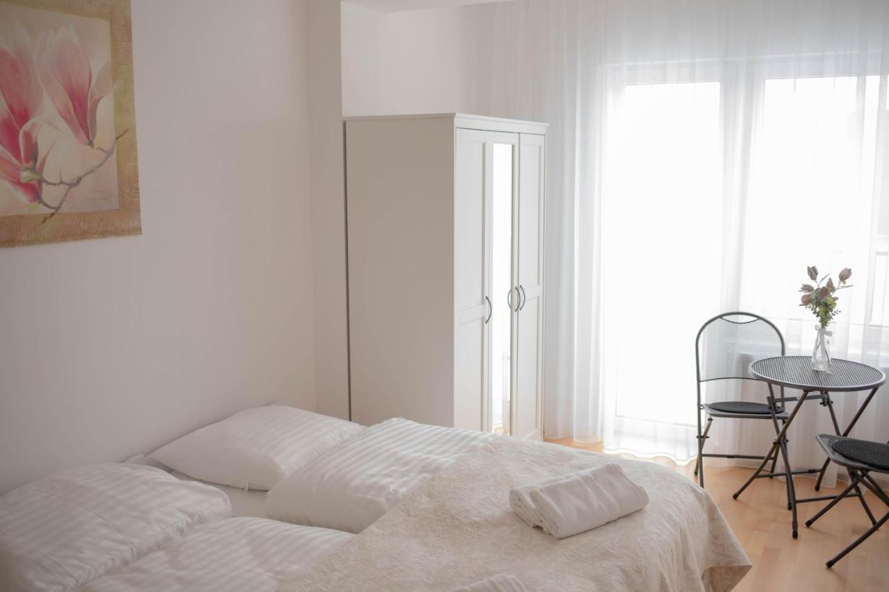 Rezidence Kbely - Free Parking Apartamento Praga Exterior foto